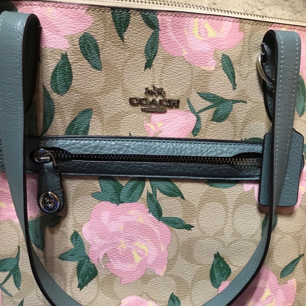 COACH 100% authentic purse